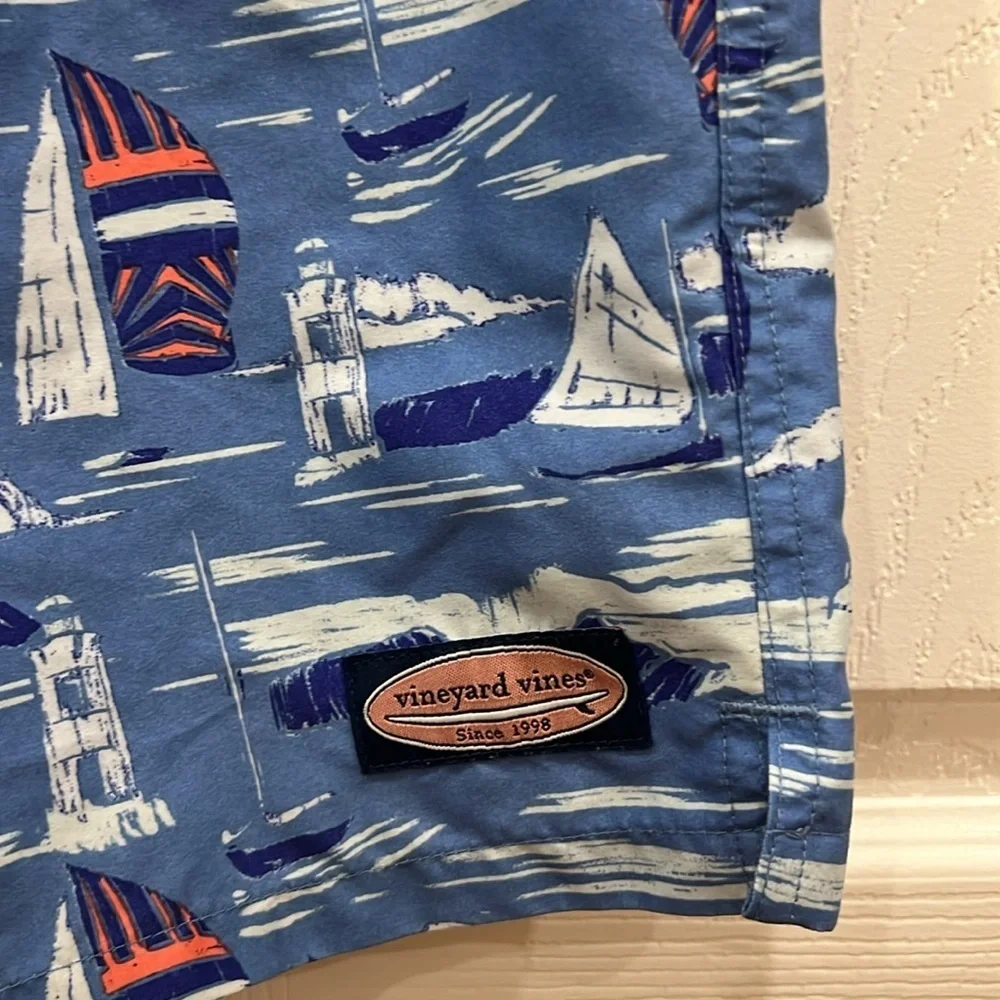 Vineyard Vines Chappy Swim Trunks Blue Sailboats Mens Size Small
